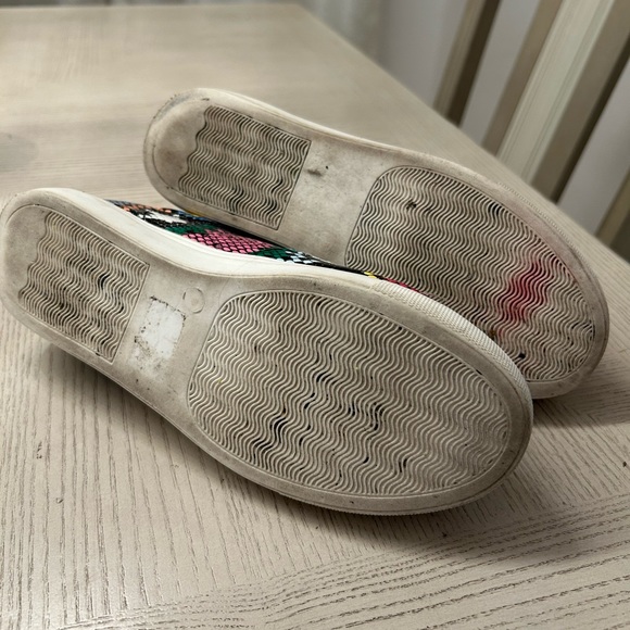 Golden Goose‎ look a like Sneakers. 10 inches long - Picture 5 of 8